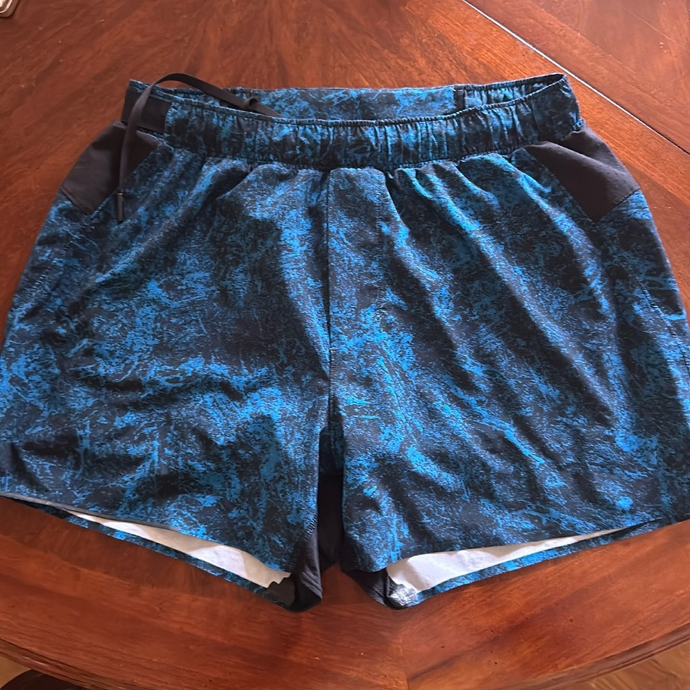 Lululemon Athletic liner shorts